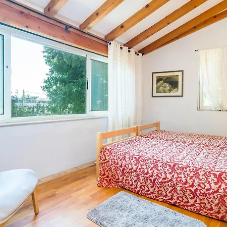 3 Bedroom Amazing In Dubrovnik