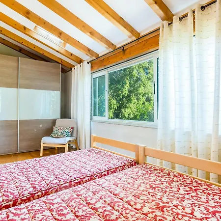 Gorgeous In With Kitchen Casa de Férias