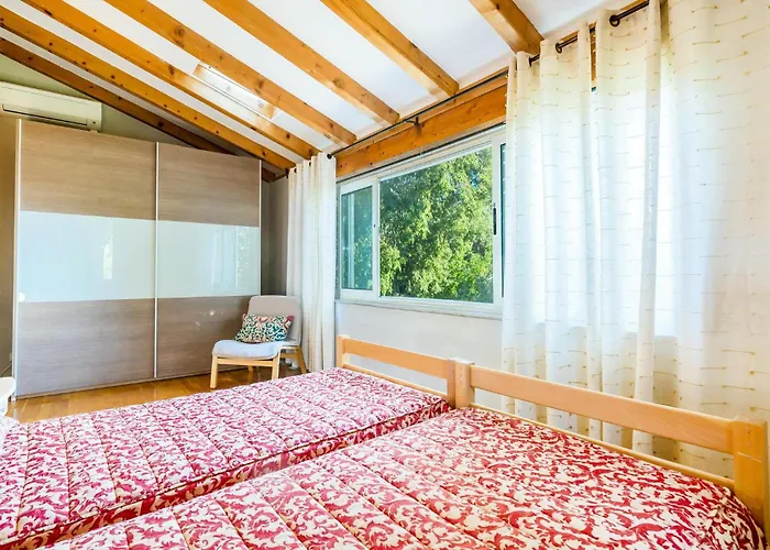 Gorgeous In With Kitchen Tatil Evi