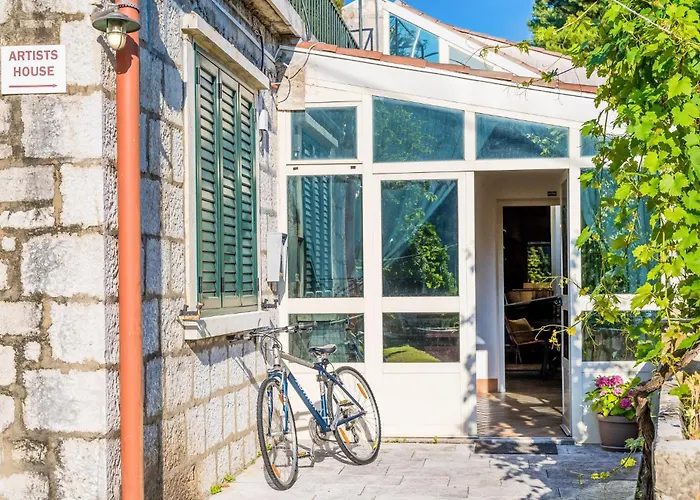 Gorgeous In With Kitchen