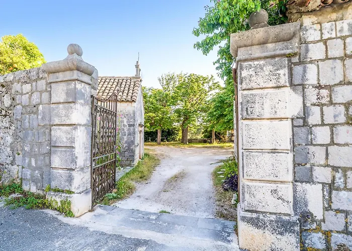 Gorgeous In With Kitchen *