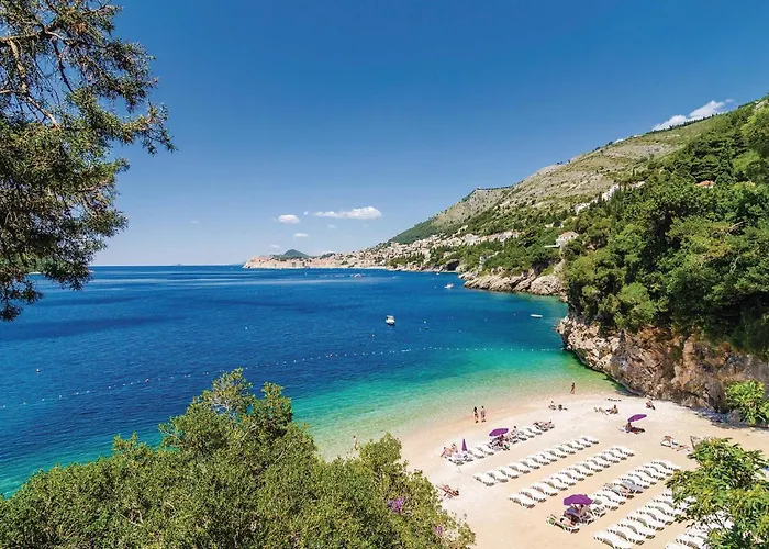 Gorgeous In With Kitchen