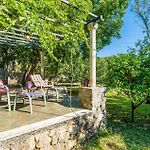 Vikendica Beautiful Home In Dubrovnik With Wifi